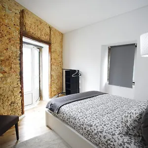 https://charming-bairro-alto-apartment.hotels-lisbon-portugal.com